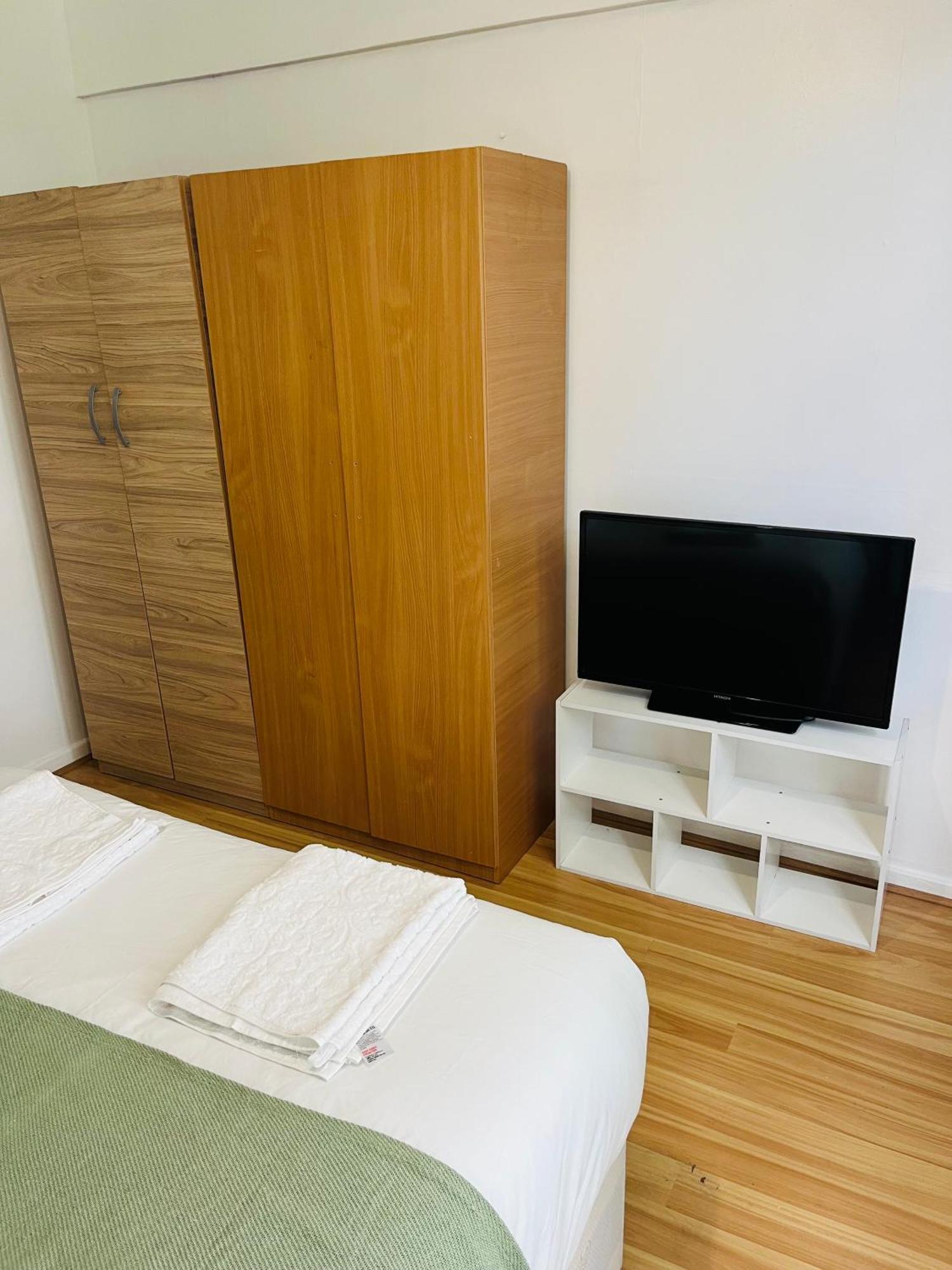 לונדון Ensuite With Kitchen Ext Large Room With Balcony In Zone 2 מראה חיצוני תמונה